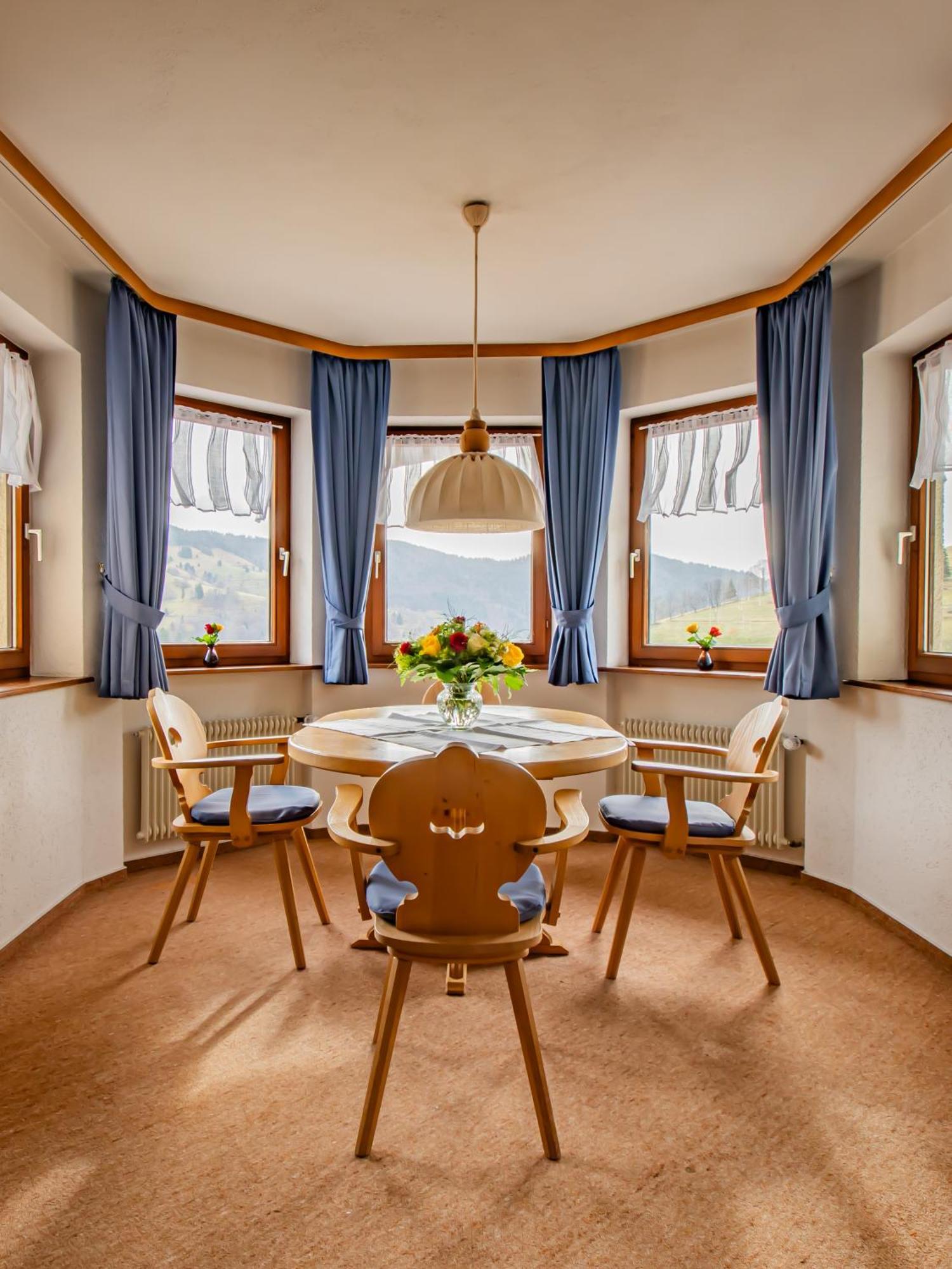 Schwarzwald Hotel Wiedenerhof Экстерьер фото